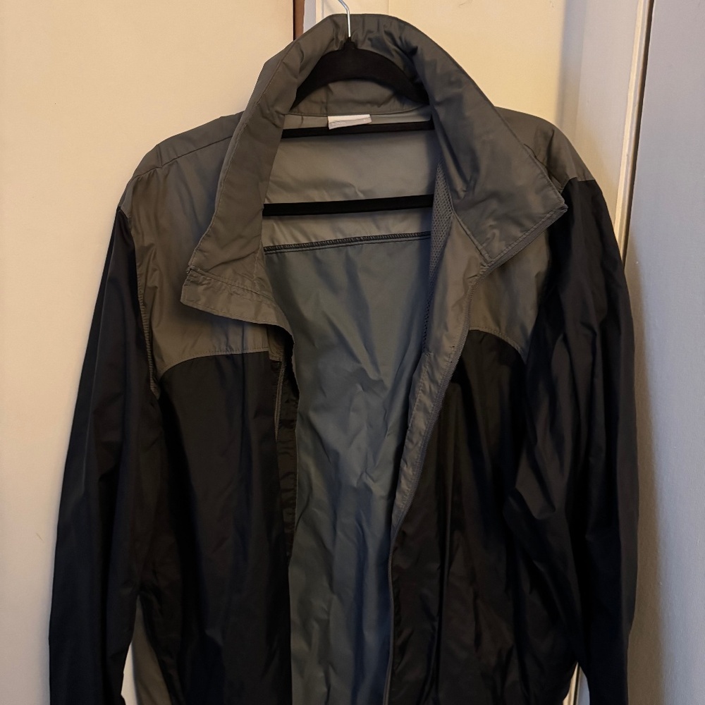Columbia Raincoat - L
